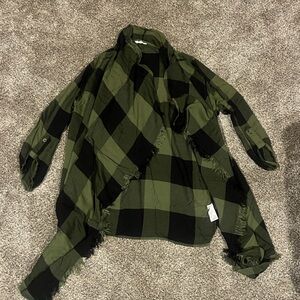 Maurice’s Green and Black Plaid Shawl